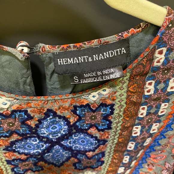 Hemant & Nandita Print Crop Top - Picture 3 of 4